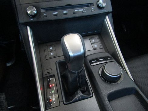 Used 2015 Lexus IS 250 image 20