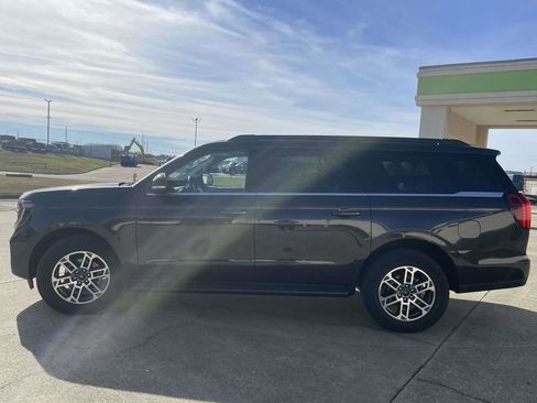 New 2025 Ford Expedition Max Active RWD image 6
