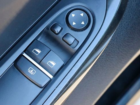 Used 2016 BMW 640i Coupe image 12