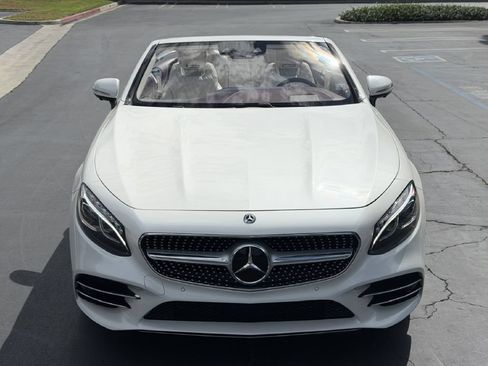 Used 2018 Mercedes-Benz S 560 Cabriolet image 4
