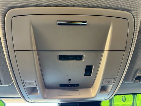 Used 2015 Chevrolet Silverado 2500 High Country w/ Duramax Plus Package image 18