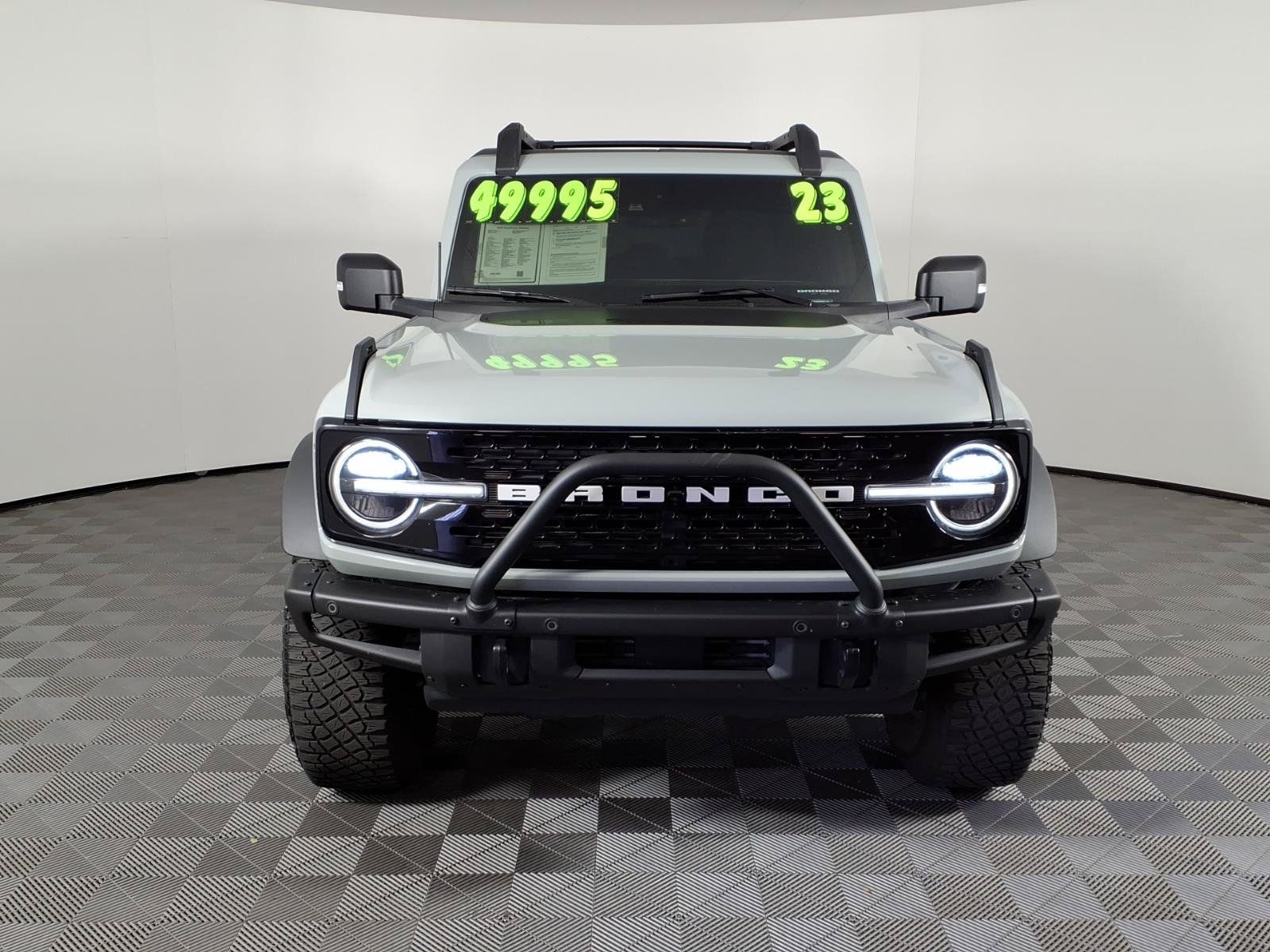 Used 2023 Ford Bronco Wildtrak AWD/4WD image 2