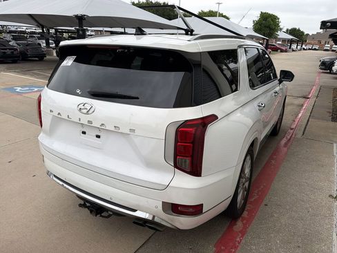 Used 2020 Hyundai Palisade Limited FWD image 3