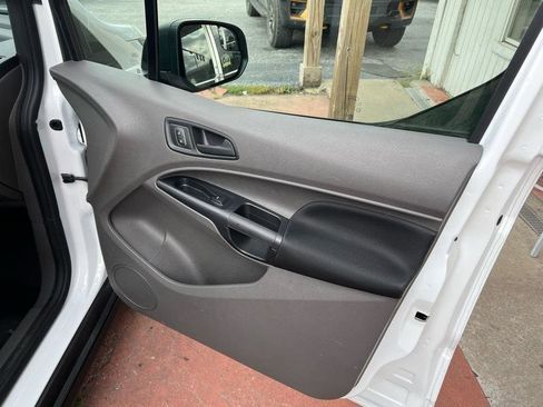 Used 2020 Ford Transit Connect XL FWD image 11