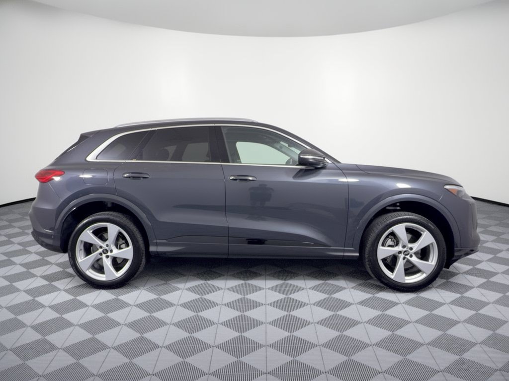Certified 2026 Audi Q5 Premium AWD/4WD image 8