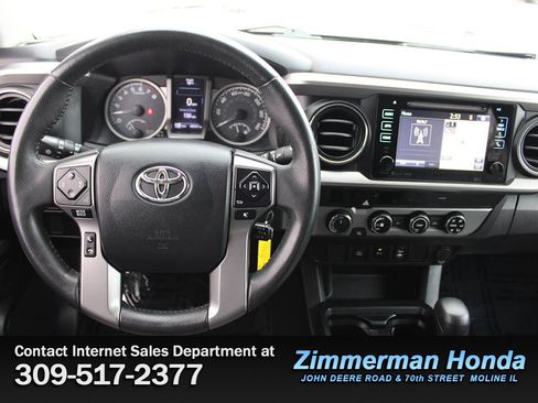 Used 2017 Toyota Tacoma SR5 w/ Tow Package image 10