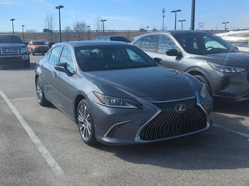 Used 2019 Lexus ES 350 image 3