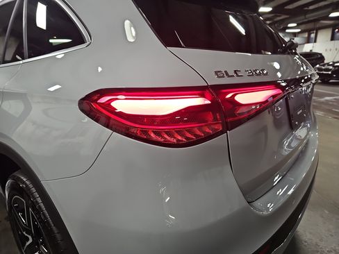 New 2026 Mercedes-Benz GLC 300 image 36