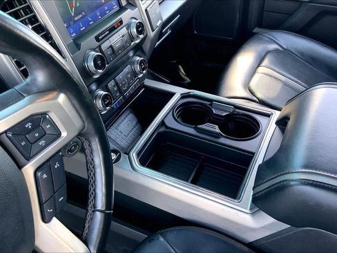 Used 2021 Ford F250 Platinum w/ FX4 Off-Road Package image 15