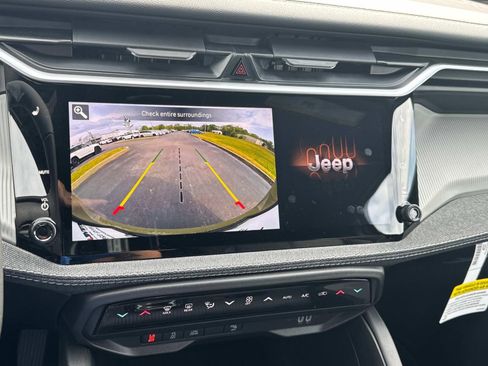 New 2026 Jeep Cherokee Laredo AWD/4WD image 29