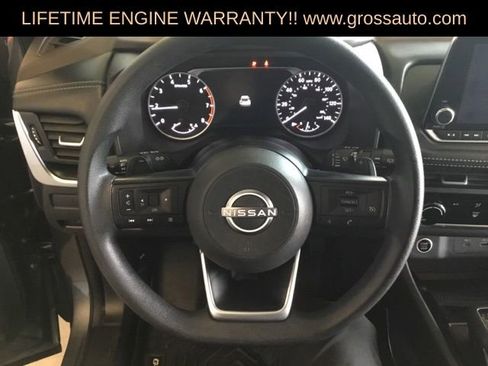 Used 2023 Nissan Rogue S AWD/4WD image 16