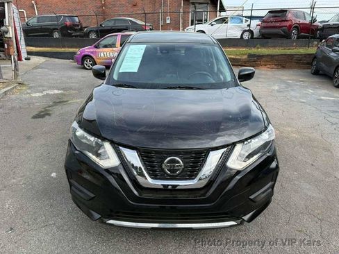 Used 2020 Nissan Rogue S FWD image 2