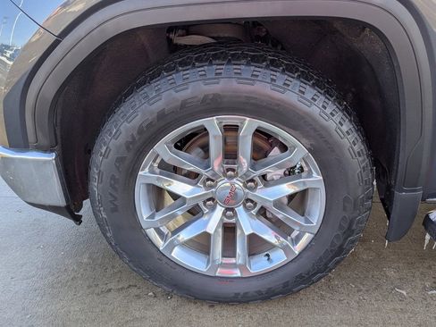 Used 2022 GMC Sierra 1500 SLT w/ SLT Premium Package image 21