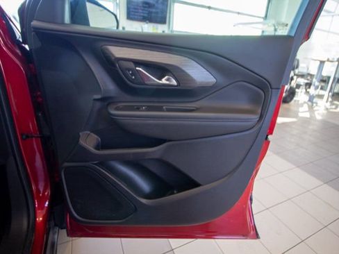 Certified 2023 GMC Terrain SLE w/ Driver Convenience Package image 10