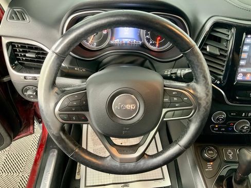 Used 2020 Jeep Cherokee Limited AWD/4WD image 23
