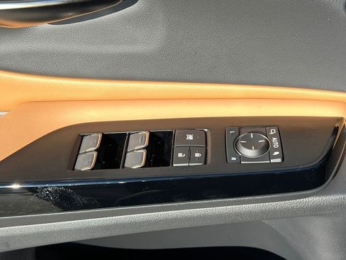 New 2025 Lexus ES 350 w/ Premium Package image 11