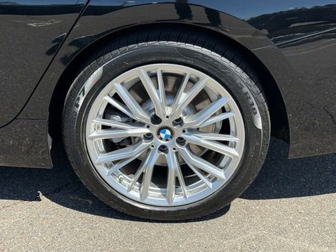 Certified 2024 BMW 330i Sedan w/ Convenience Package RWD image 14