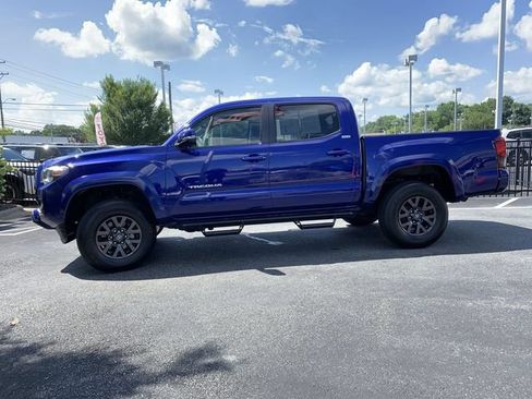 Certified 2023 Toyota Tacoma SR5 w/ Technology Package AWD/4WD image 5