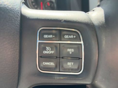 Used 2017 RAM 1500 Big Horn RWD image 22