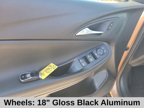 Used 2024 Buick Encore GX Sport Touring image 13