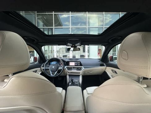 Used 2021 BMW 330i xDrive Sedan AWD/4WD image 18
