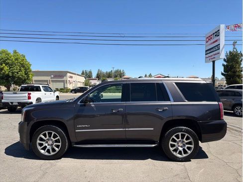 Used 2018 GMC Yukon Denali AWD/4WD image 18