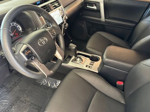 Used 2022 Toyota 4Runner TRD Sport w/ Technology Package RWD image 11