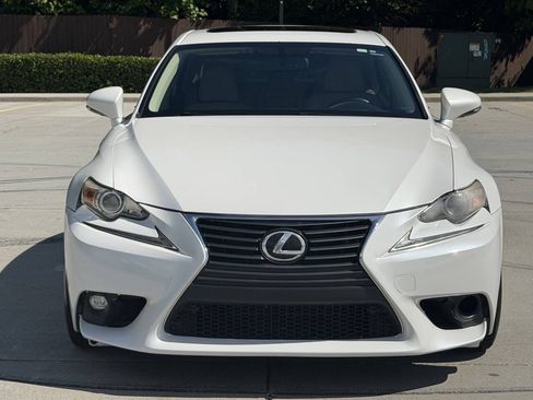 Used 2016 Lexus IS 200t RWD image 2