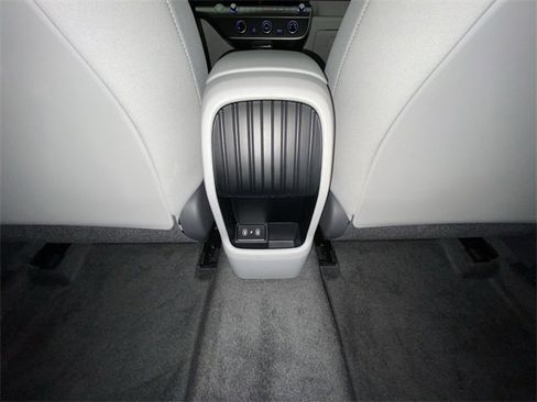 Used 2026 Hyundai Kona SE image 28