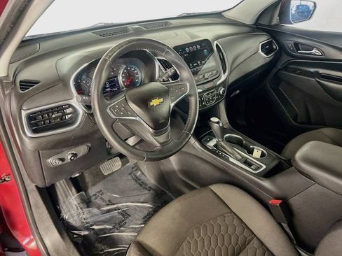 Used 2018 Chevrolet Equinox LT FWD image 11