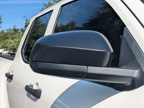 Used 2024 Toyota Tacoma SR AWD/4WD image 12