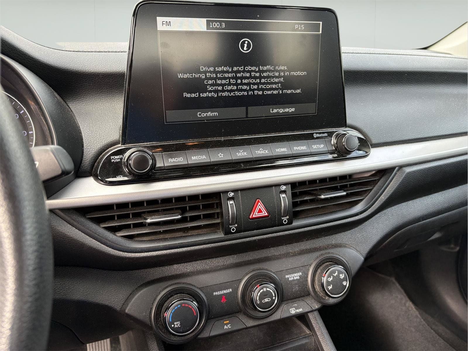 Used 2020 Kia Forte LXS FWD image 9