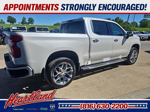 Used 2019 Chevrolet Silverado 1500 High Country w/ Safety Package II AWD/4WD image 13