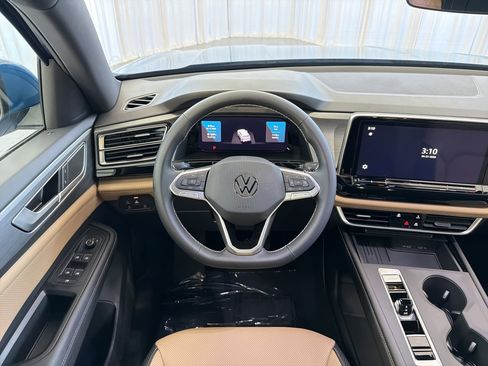 New 2026 Volkswagen Atlas Cross Sport SE AWD/4WD image 21