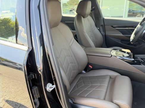 Used 2026 BMW 530i RWD image 37