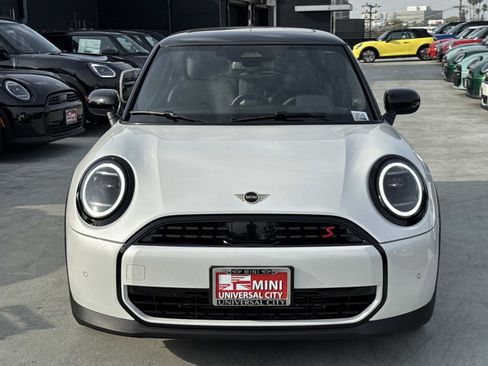 New 2026 MINI Cooper S image 2