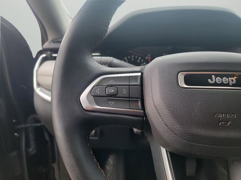 Used 2022 Jeep Compass Limited AWD/4WD image 15