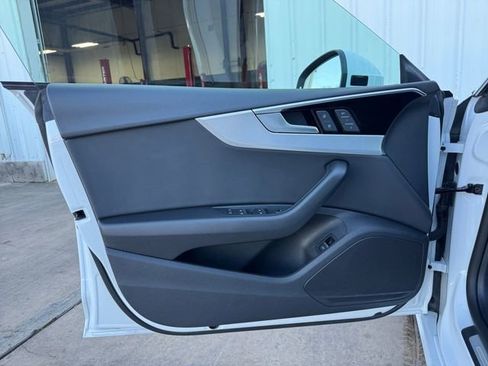 Used 2025 Audi A5 2.0T Premium Plus image 4