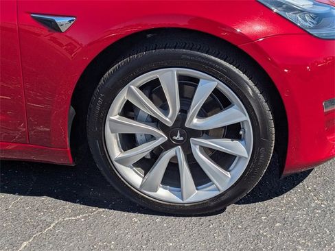 Used 2019 Tesla Model 3 Long Range image 10