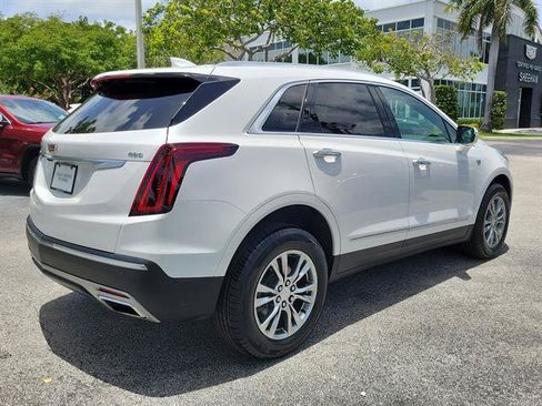 Certified 2023 Cadillac XT5 Premium Luxury FWD image 21