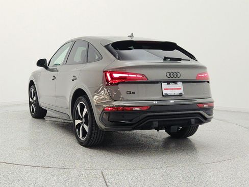 Used 2023 Audi Q5 2.0T Premium Plus w/ Premium Plus Package AWD/4WD image 7