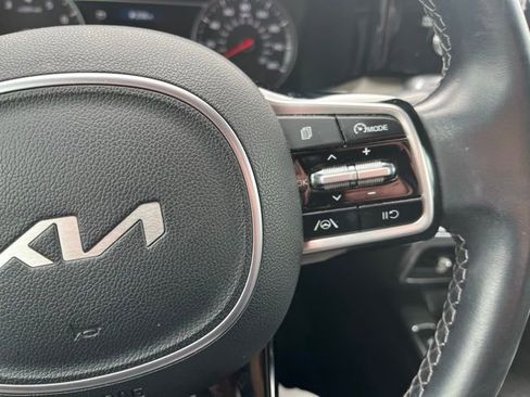 Used 2023 Kia Sorento S AWD/4WD image 17