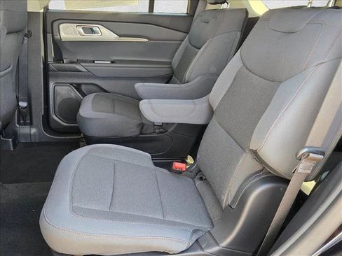 New 2026 Ford Explorer Active image 16