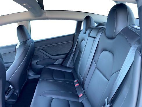 Used 2023 Tesla Model 3 Standard Range RWD image 12