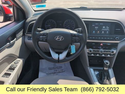 Used 2020 Hyundai Elantra SEL FWD image 14