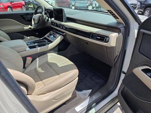 Used 2022 Lincoln Aviator Reserve RWD image 33