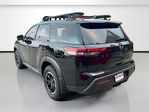 Used 2024 Nissan Pathfinder Rock Creek image 5