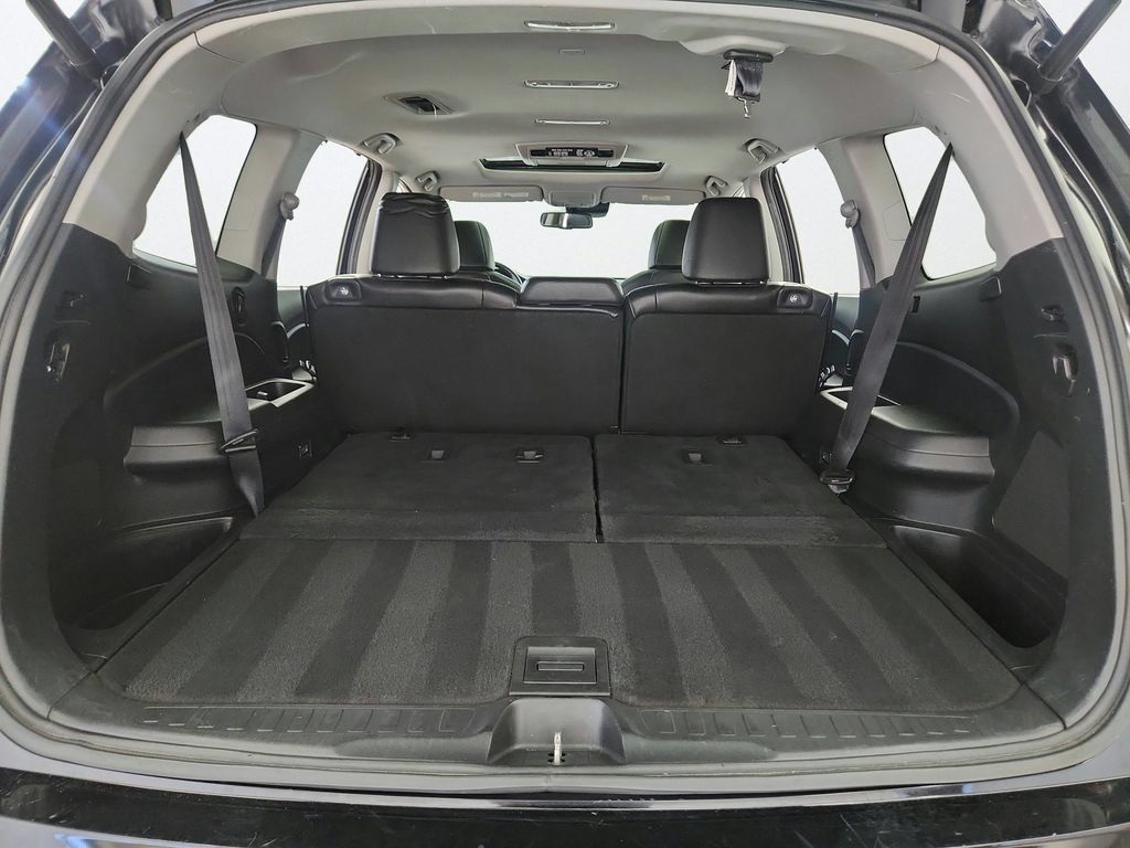 Used 2016 Honda Pilot Touring image 36