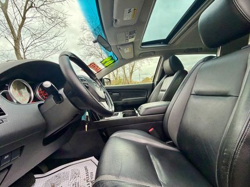 Used 2009 MAZDA CX-9 Touring w/ Moonroof & Bose Audio Pkg AWD/4WD image 10