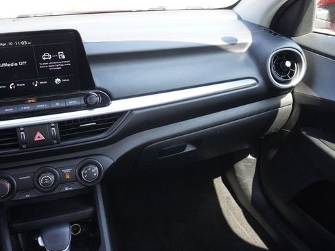 Used 2022 Kia Forte LXS image 27